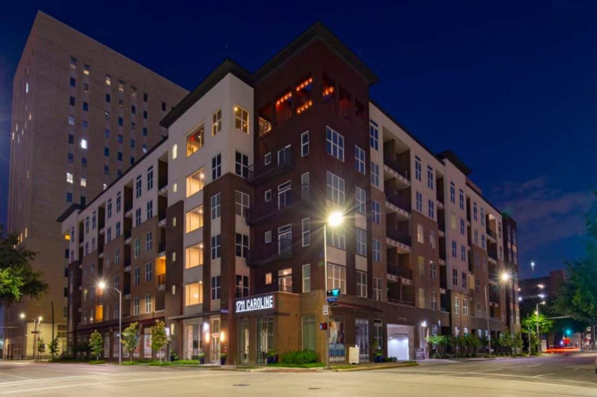 Downtown Apt Free Parking - Pool - Gym - Fully Kitchen هيوستن المظهر الخارجي الصورة