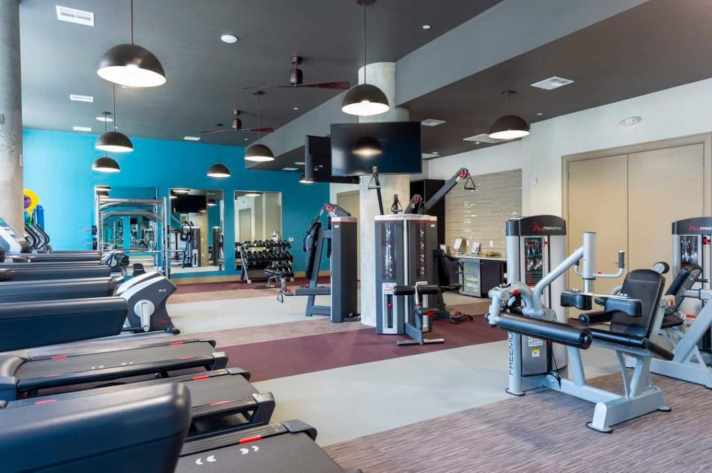 Downtown Apt Free Parking - Pool - Gym - Fully Kitchen هيوستن المظهر الخارجي الصورة
